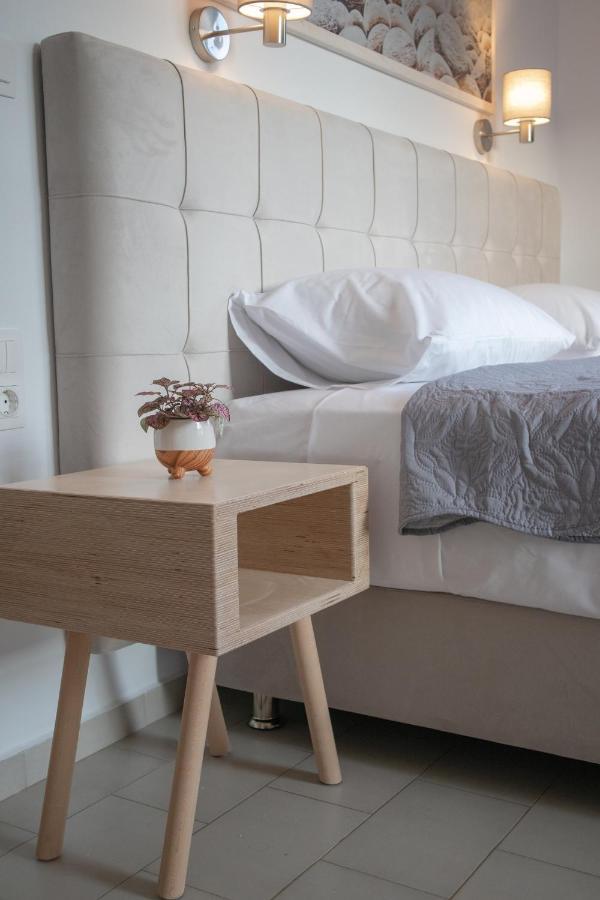Athanasia Apartments Скиатос Экстерьер фото