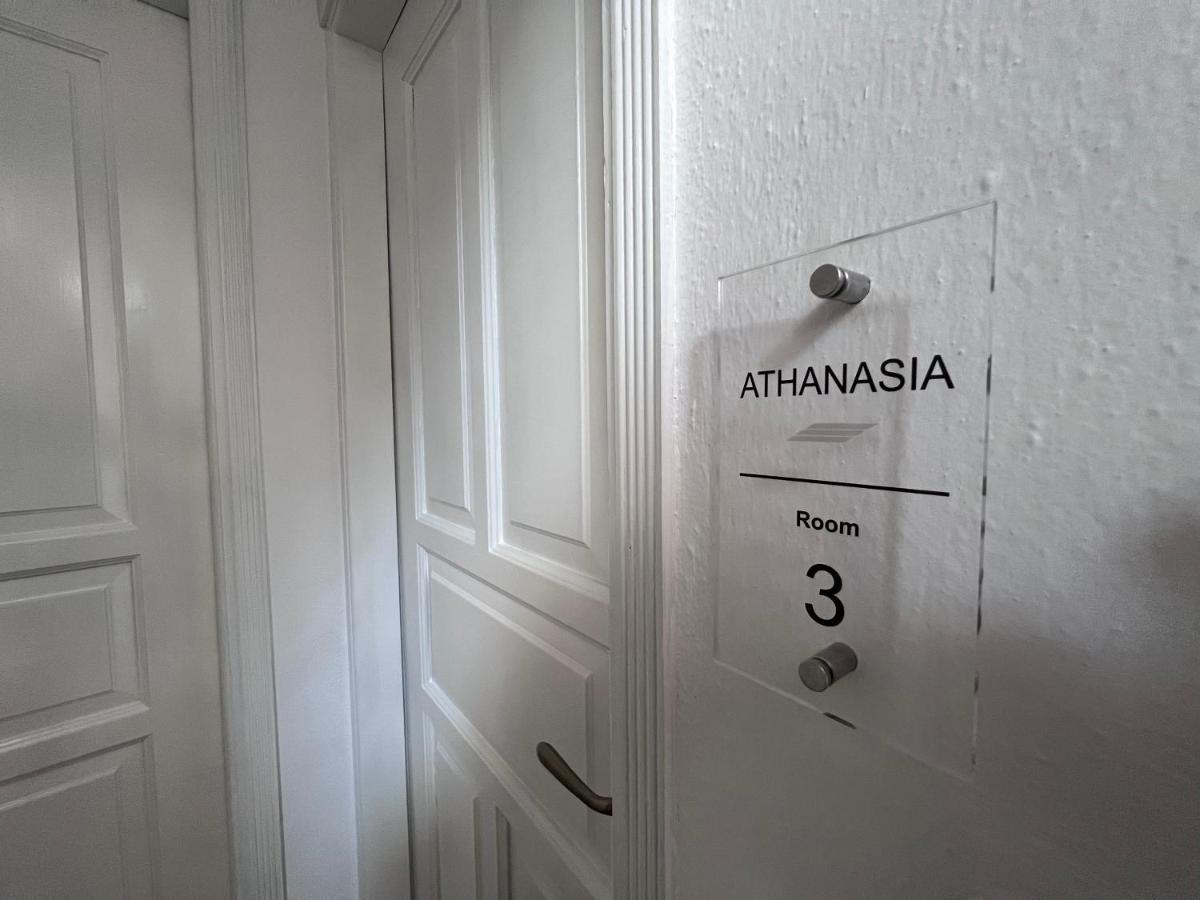 Athanasia Apartments Скиатос Экстерьер фото