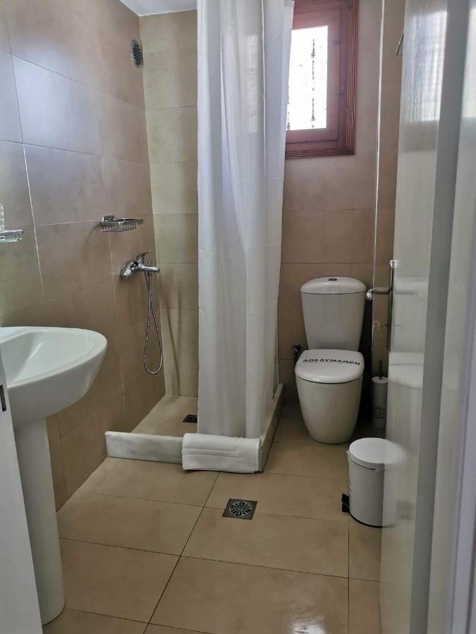 Athanasia Apartments Скиатос Экстерьер фото