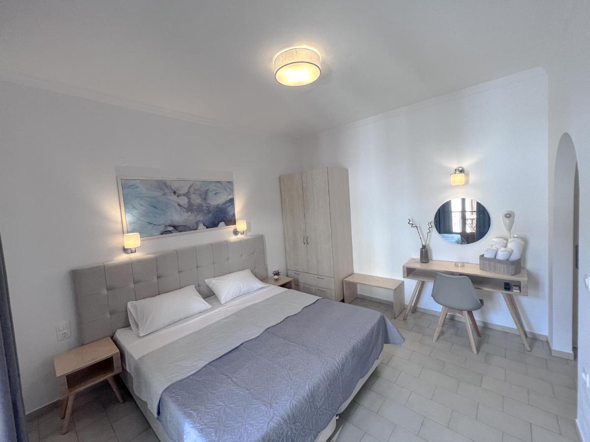 Athanasia Apartments Скиатос Экстерьер фото