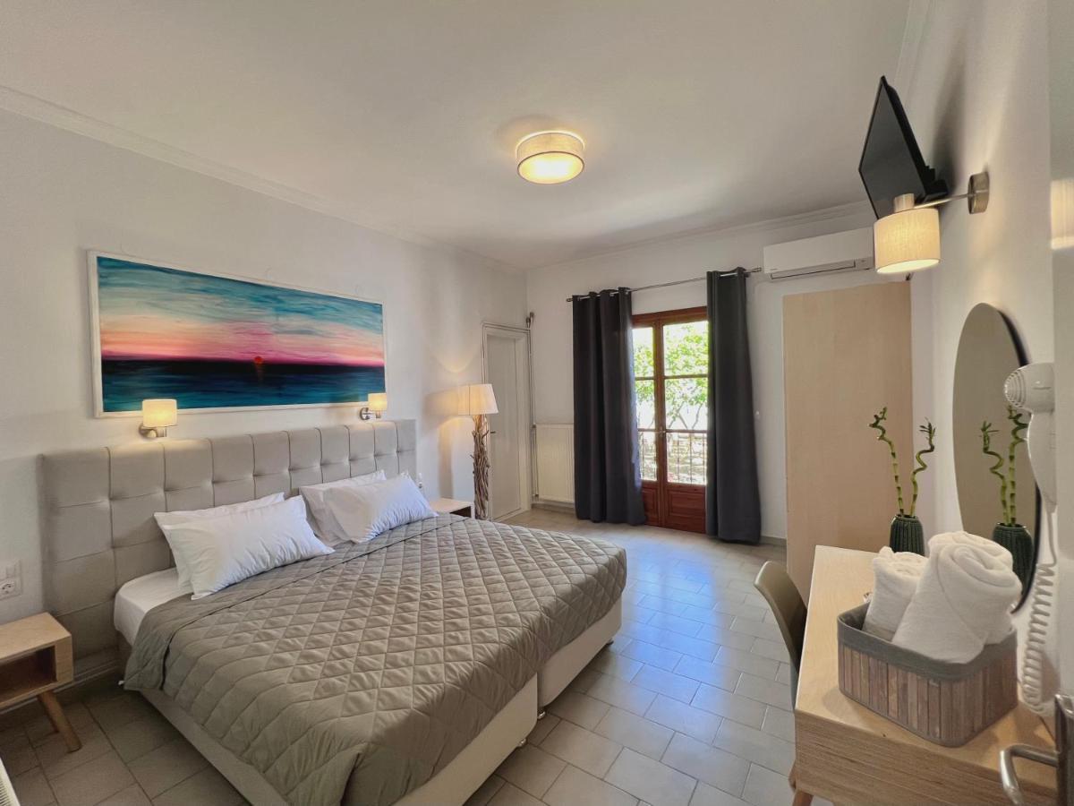 Athanasia Apartments Скиатос Экстерьер фото