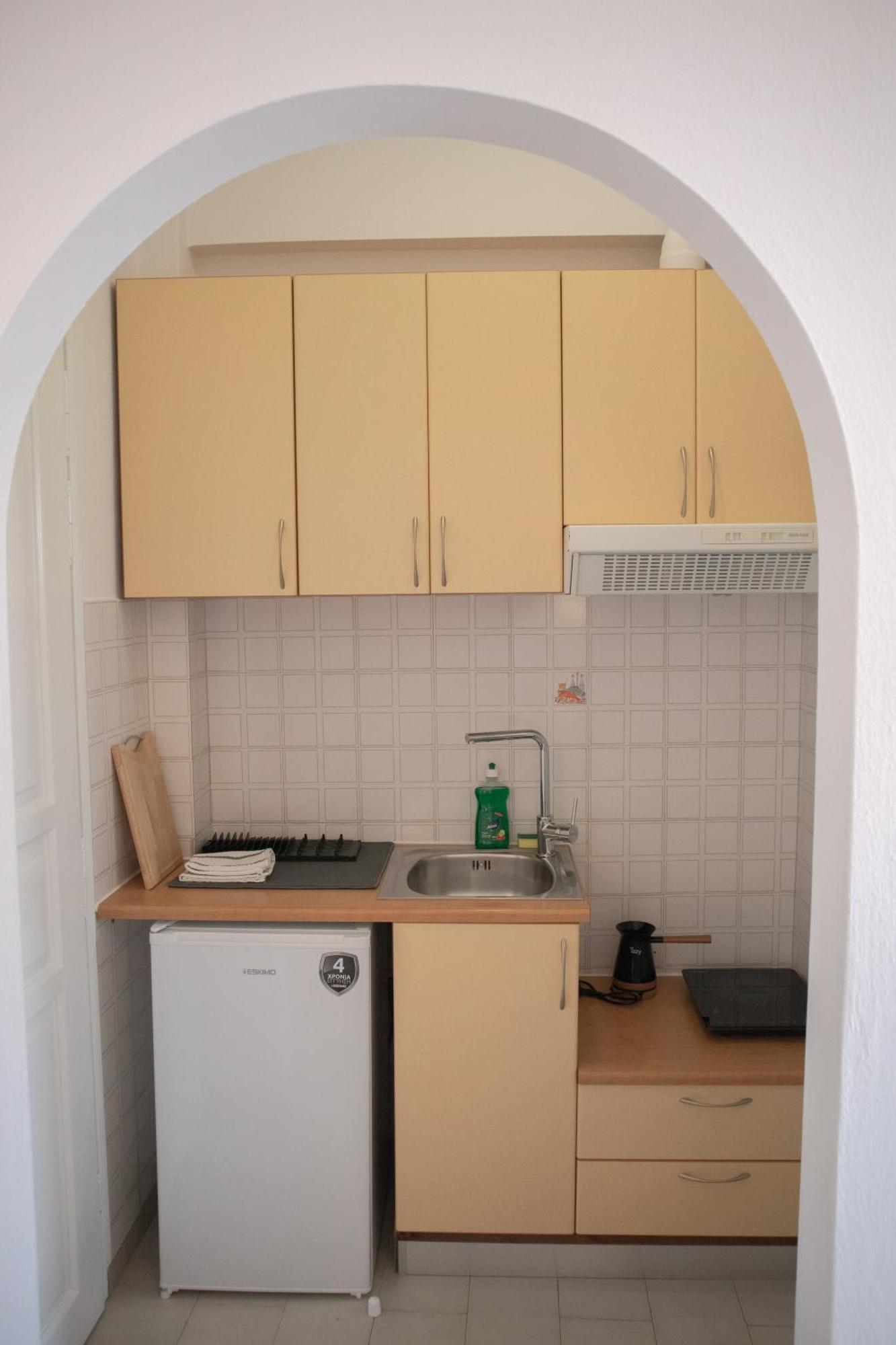 Athanasia Apartments Скиатос Экстерьер фото
