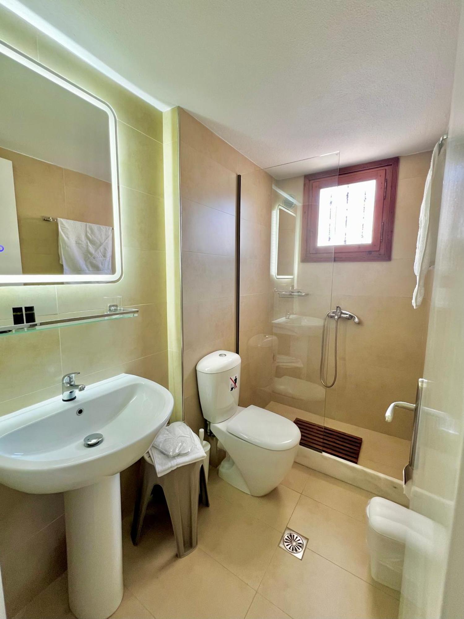 Athanasia Apartments Скиатос Экстерьер фото